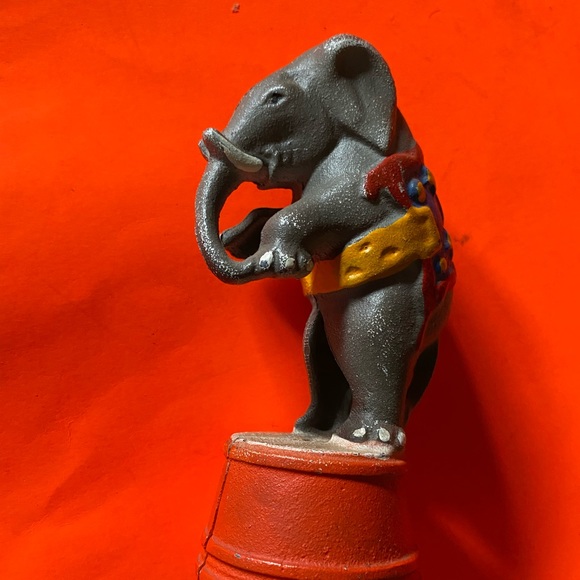 Vintage elephant piggy bank